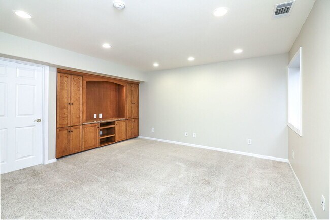 Building Photo - 310 Big Rail Dr