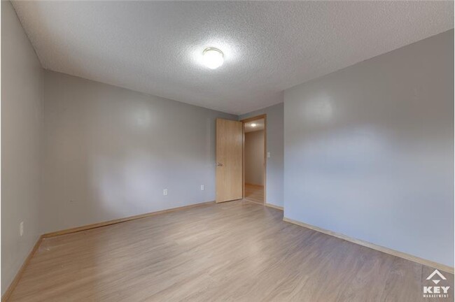 Building Photo - 11316 W Westport St