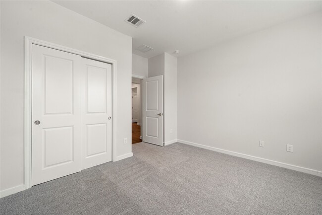 Building Photo - 2615 Clapbread Ln