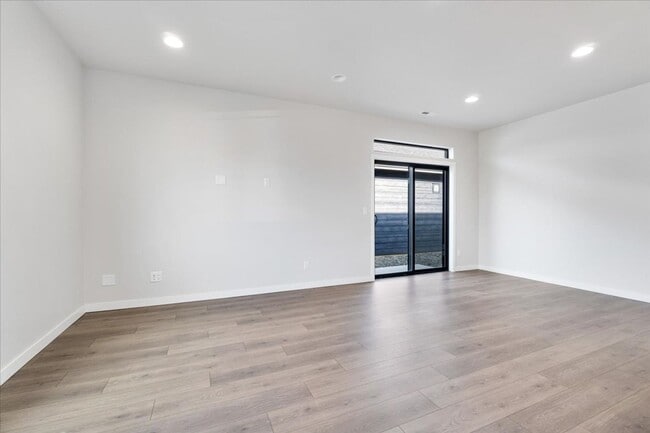 Building Photo - Single-Level Serenity: Your 3 Bedroom, 2 Bath Dream Home Awaits