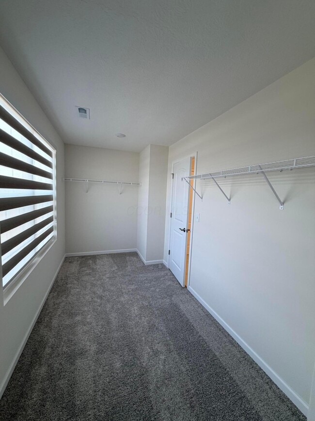 Building Photo - 1315 Red Tail Pl