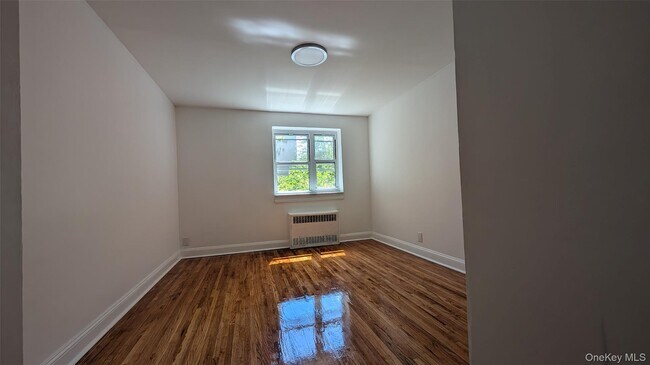 Building Photo - 32-06-32200 200th St