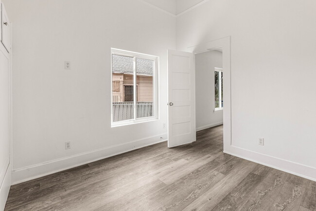 Building Photo - 2084 Kearney Ave