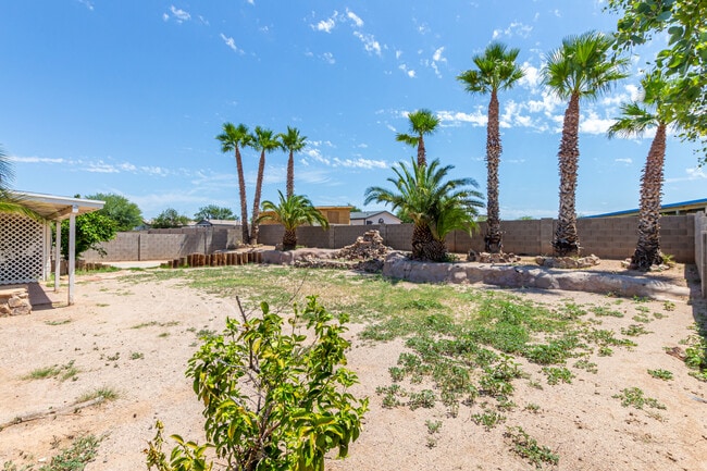 Building Photo - 5371 S Brush Berry Dr