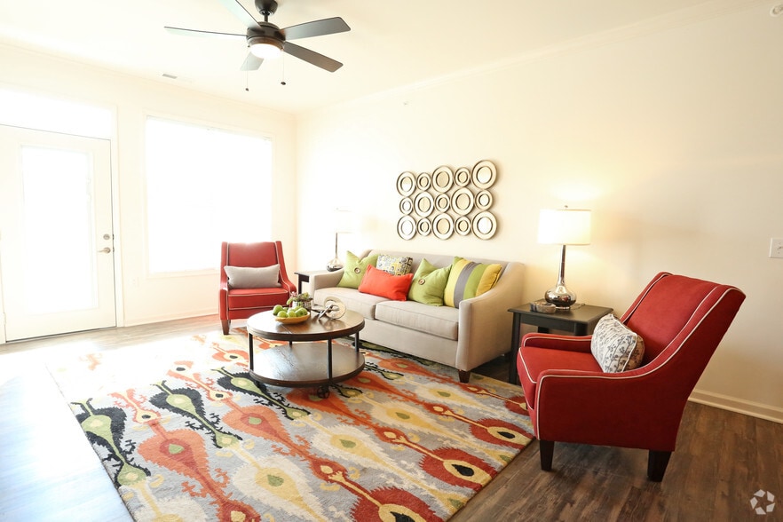 2BR, 2BA - 1,225 SF - Living Room - Emerald Twenty Four