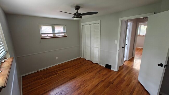 Building Photo - 325 Princeton Ave