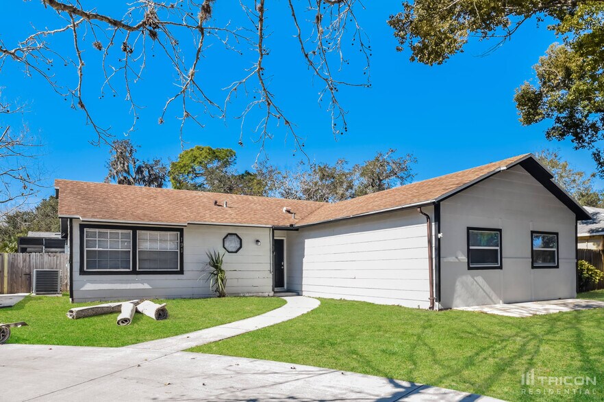 Primary Photo - 191 Summerset Dr