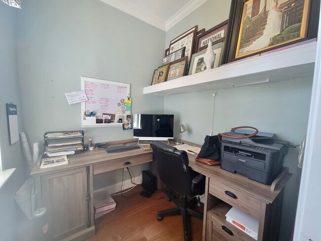 Building Photo - Lovely 3 bedroom, 3.5 bath home in Nellief...
