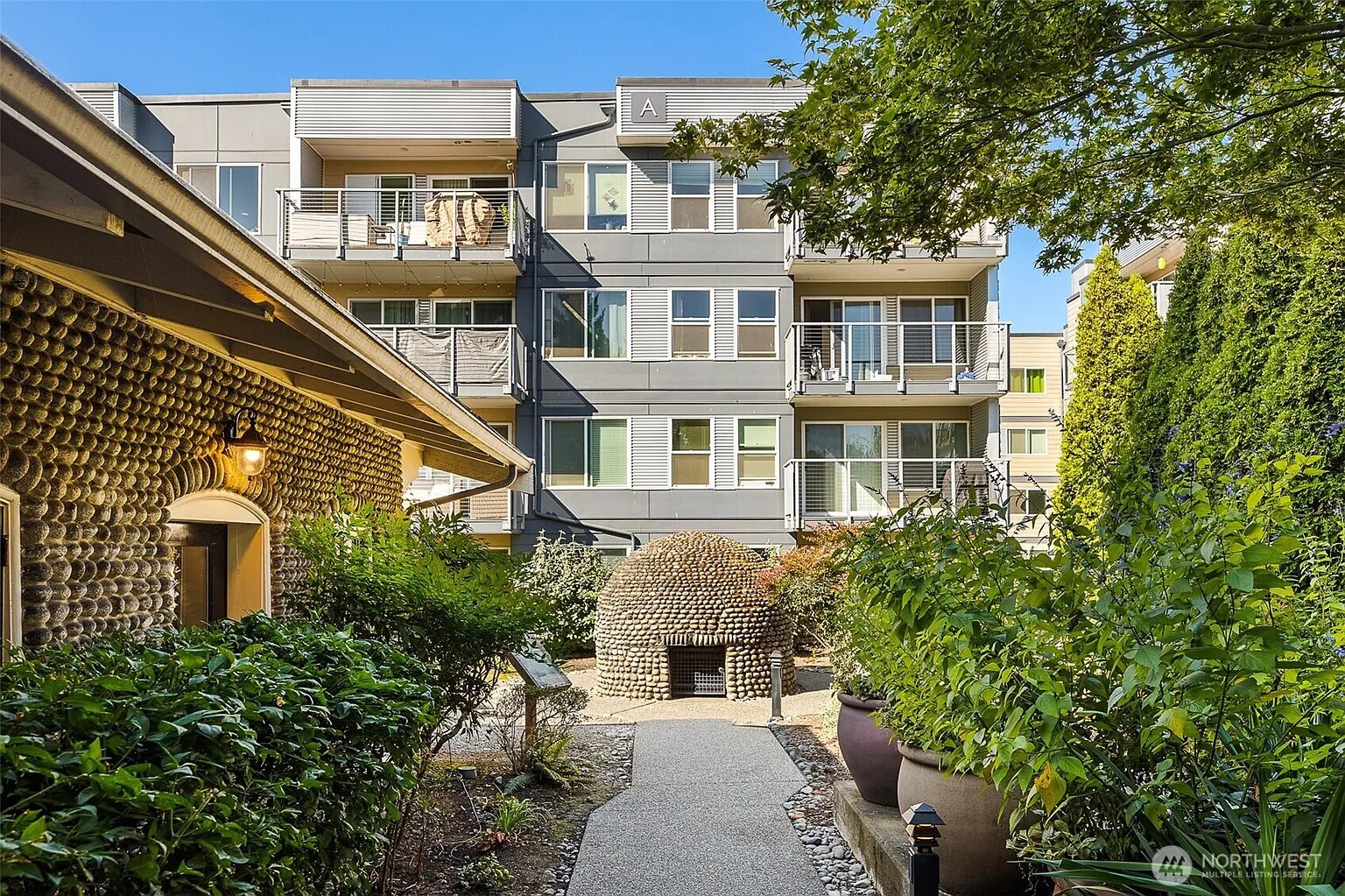 Building Photo - 1311 12th Ave S