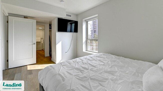 Building Photo - 352 S 500 E