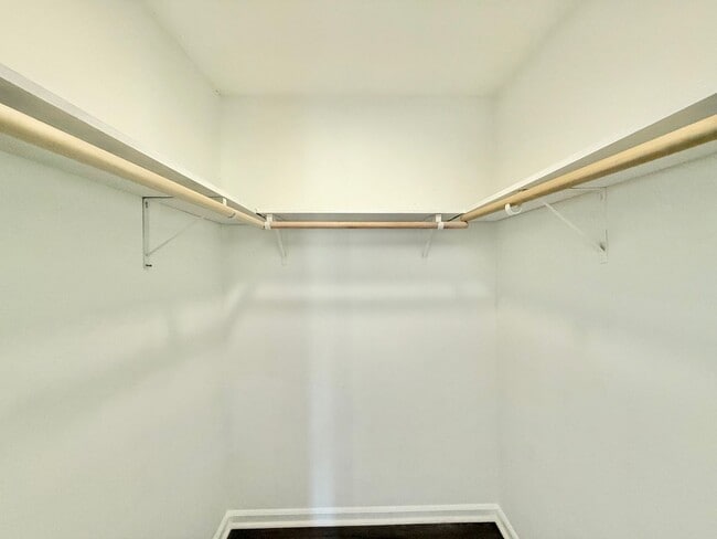 Building Photo - **OFFERING WAIVED APPLICATION FEES & $100 ...