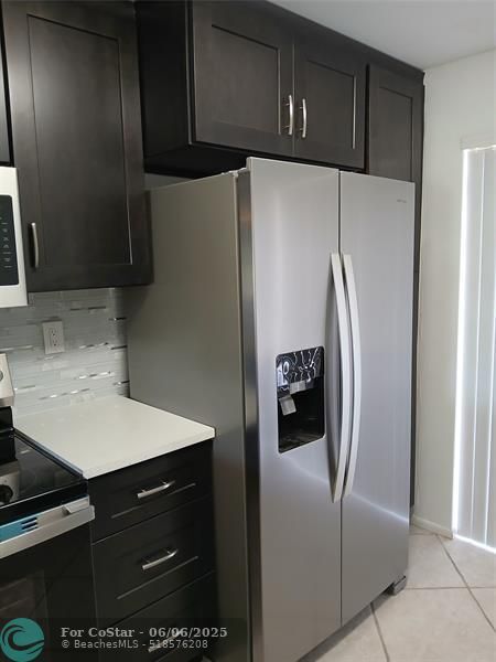 Building Photo - 9616 Oakburst Ln