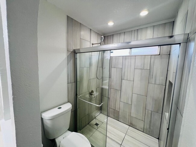 Building Photo - 11876 Vere Leasure Dr
