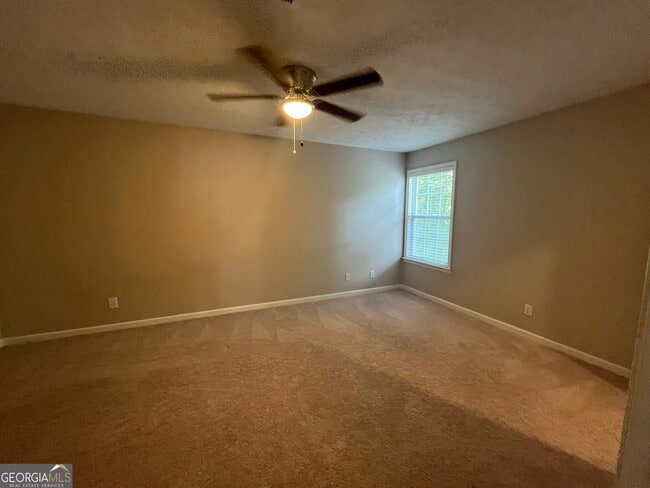 Building Photo - 10055 Lauren Hall Ct