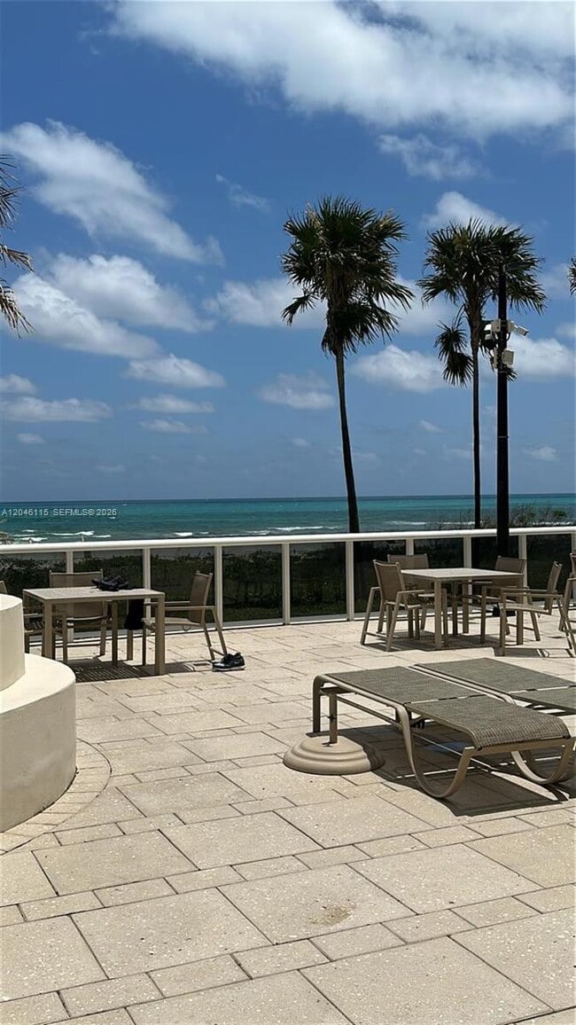 Building Photo - 5757 Collins Ave