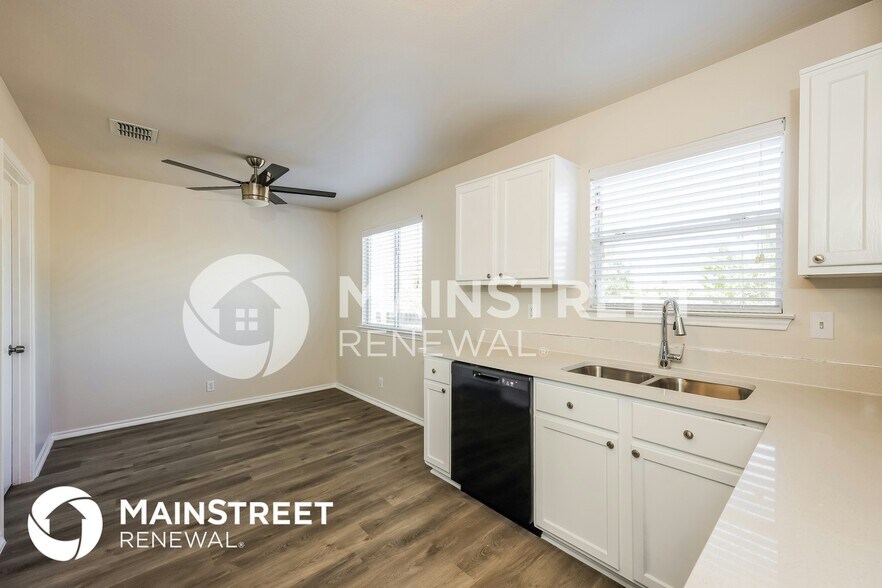 Building Photo - 9719 Marbach Bend