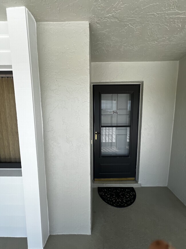 Building Photo - 3813 SE 11th Pl