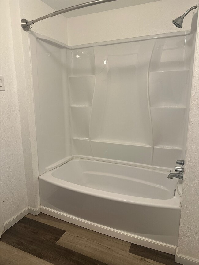 Building Photo - 707 Port St