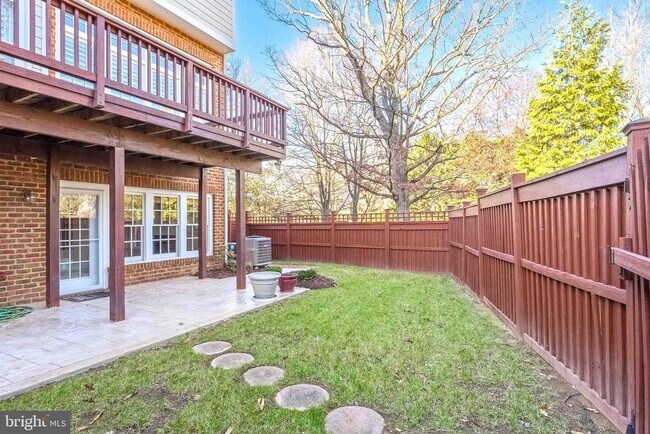 Building Photo - 2303 Sawtooth Oak Ct