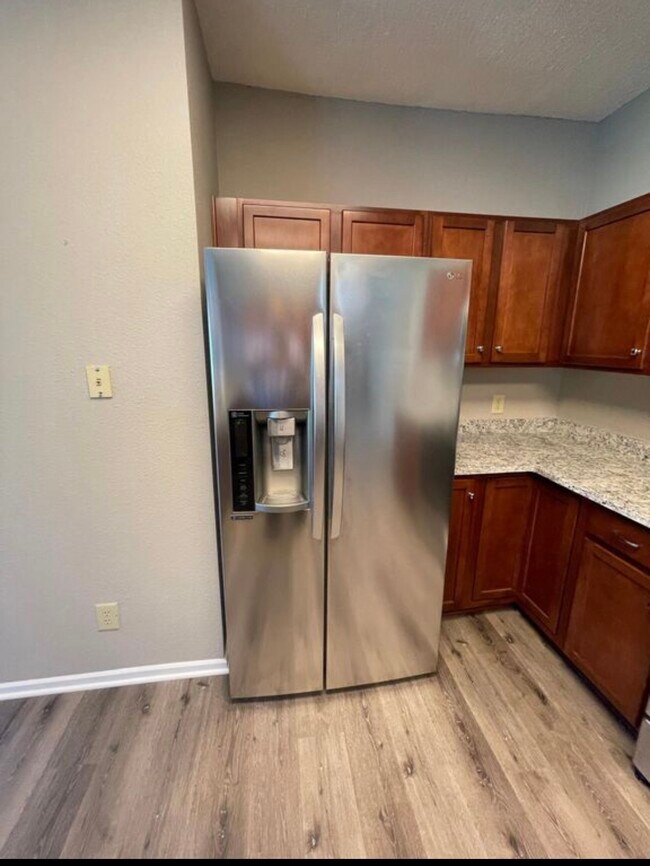 Building Photo - 12550 E 131st St