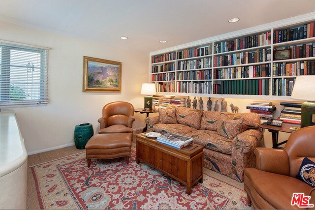 Building Photo - 1457 N San Remo Dr