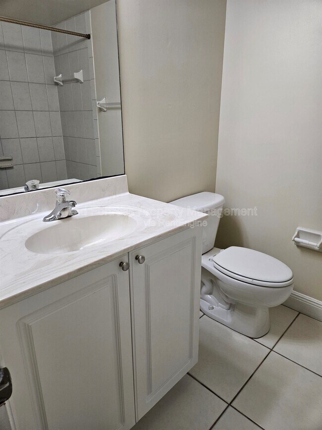 Building Photo - 4167 Castilla Circle