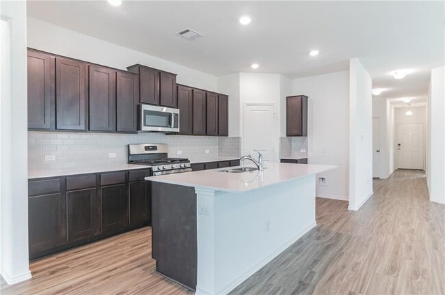 Building Photo - 21312 Quick Fox Dr