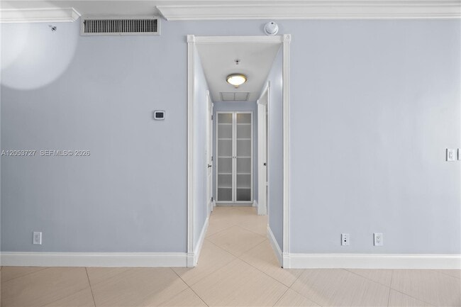 Building Photo - 3001 S Ocean Dr