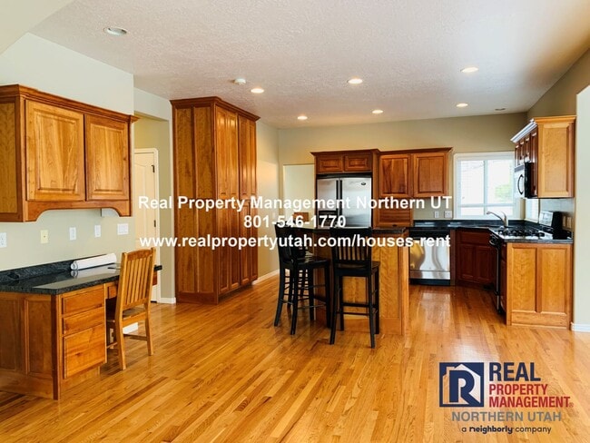 Building Photo - 6 bed 3.5 bath Home in North Ogden Coming Available in August