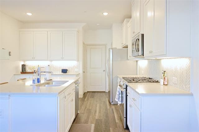 Building Photo - 1020 Emil Pl