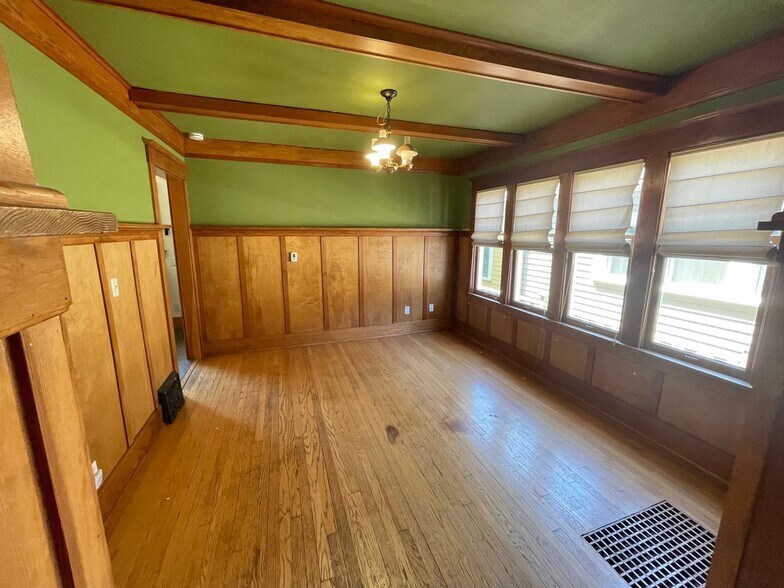 Building Photo - 2319 N 55th St