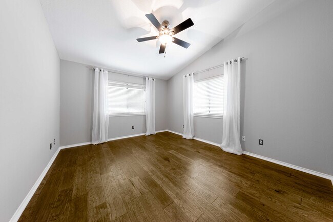 Building Photo - 8200 Neely Dr