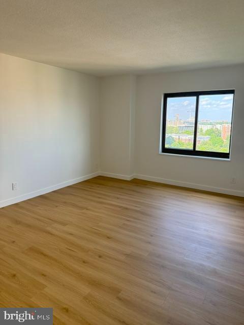 Building Photo - 309 Yoakum Pkwy