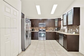 Building Photo - 11037 SW 152nd Ct