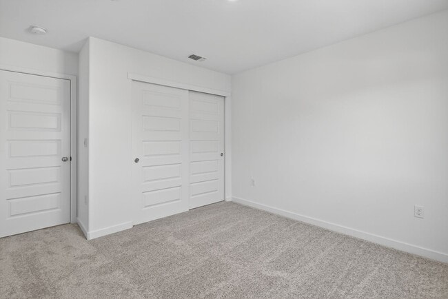 Building Photo - Brand New 4br Home - Waterways at Westlake