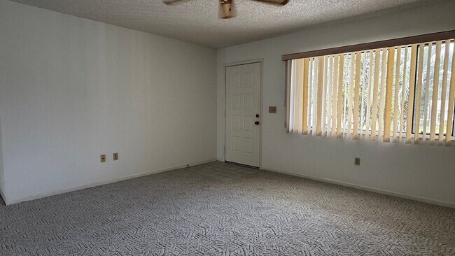 Building Photo - 8449 SW 106th Pl