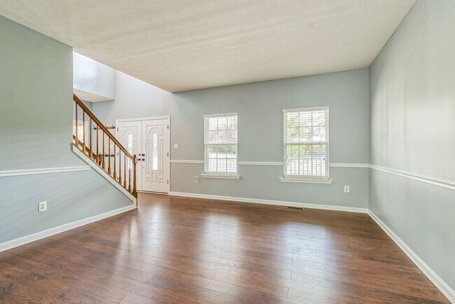 Building Photo - 11450 Acton Ln