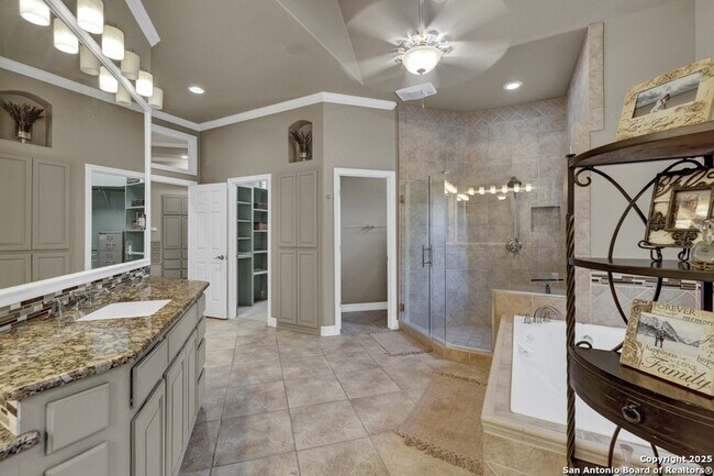 Building Photo - 9752 Trophy Oaks Dr