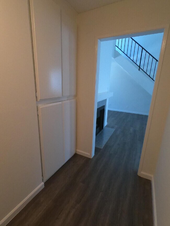 Hallway - 12035 Washington Pl