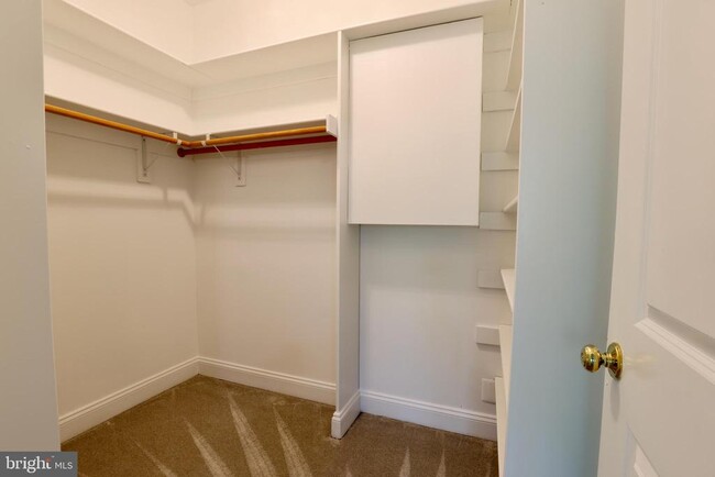 Building Photo - 1310 Forestwood Dr