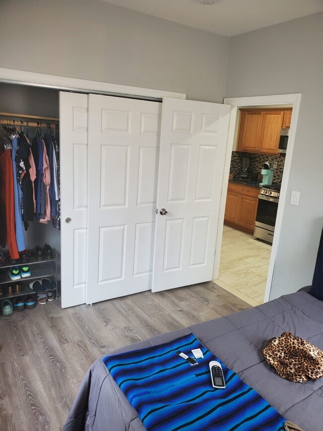 Building Photo - 124 Mill Rd