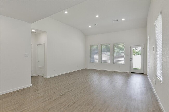 Building Photo - 4261 Waterlily Spg Wy