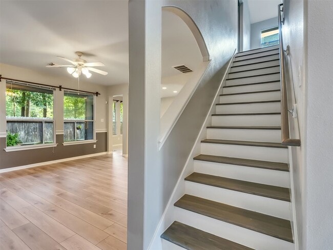 Building Photo - 94 Cornflower Dr
