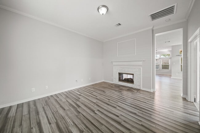 Building Photo - 9507 Pecan Glen Ct