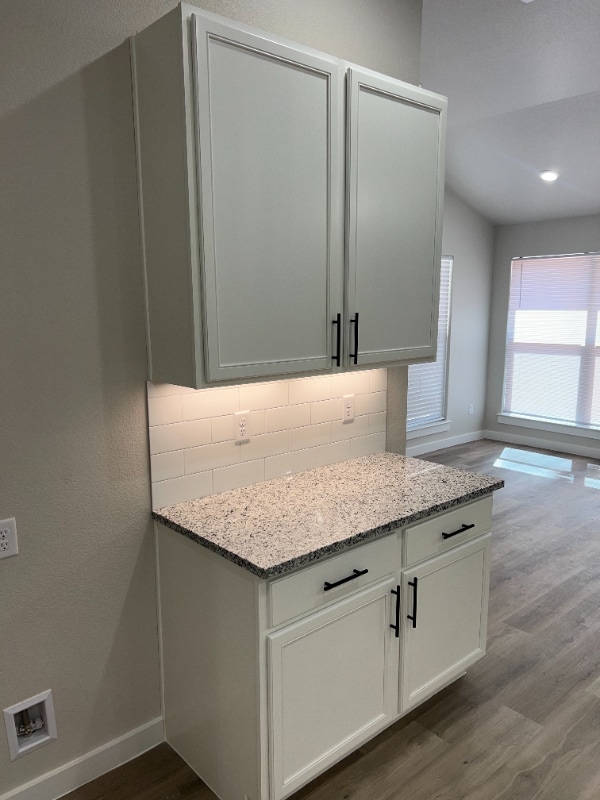 Building Photo - 2300 Copperhead Rd