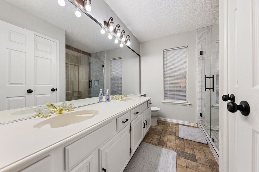 Building Photo - 509 Newberry St