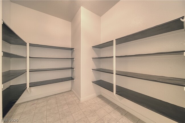 Building Photo - 3821 E Weld Ave