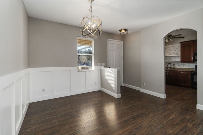 Building Photo - Beautiful Townhome with Private Courtyard & 2-Car Garage Near Lake Nona