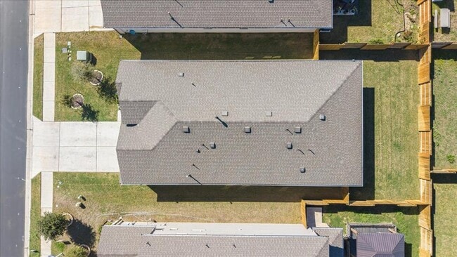 Building Photo - 112 Rainmaker Cv