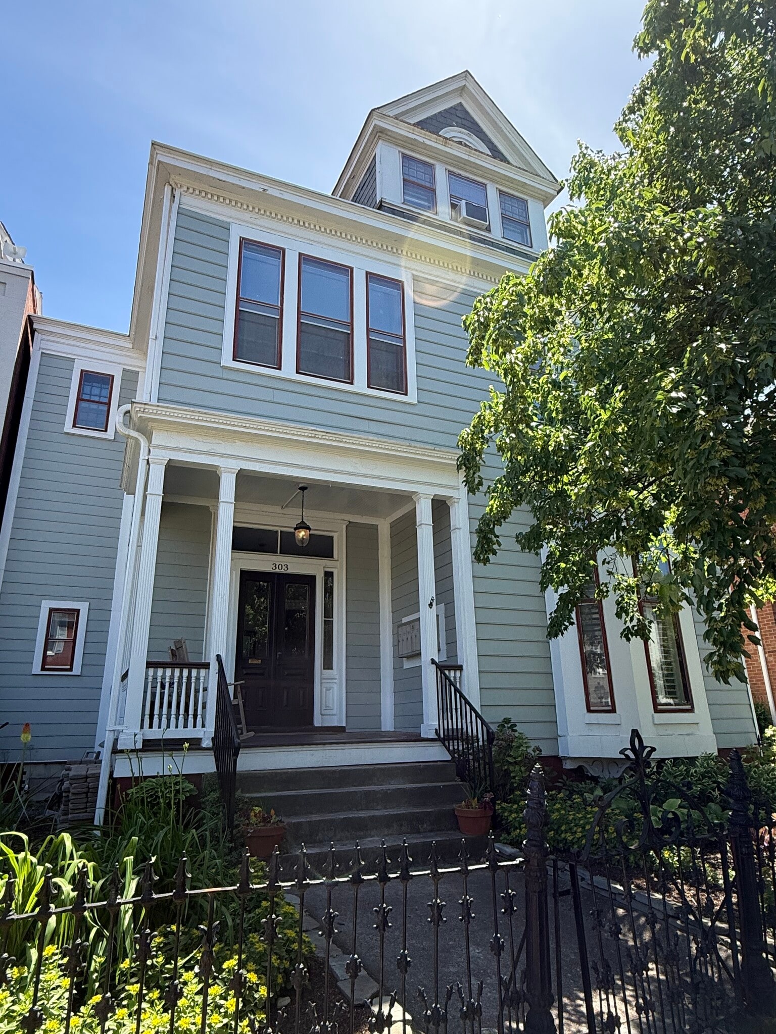 Building Photo - 303 W Freemason St